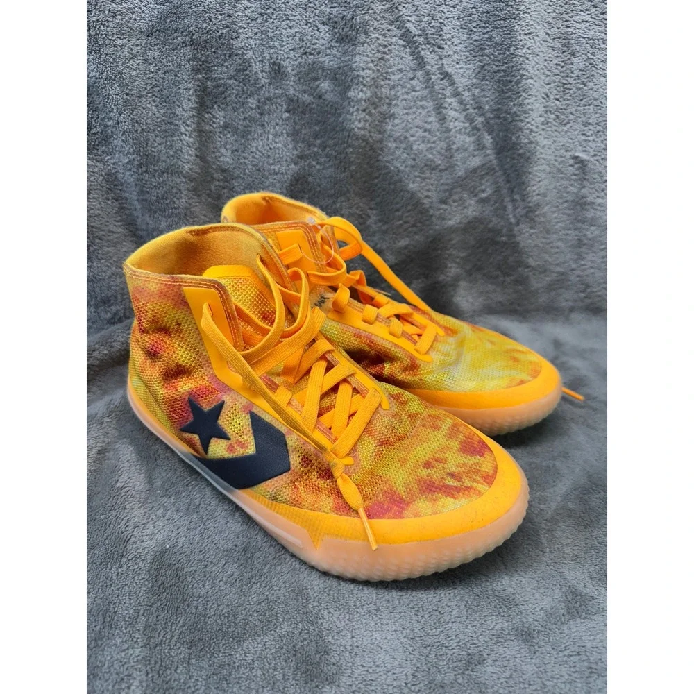 Converse eye catching