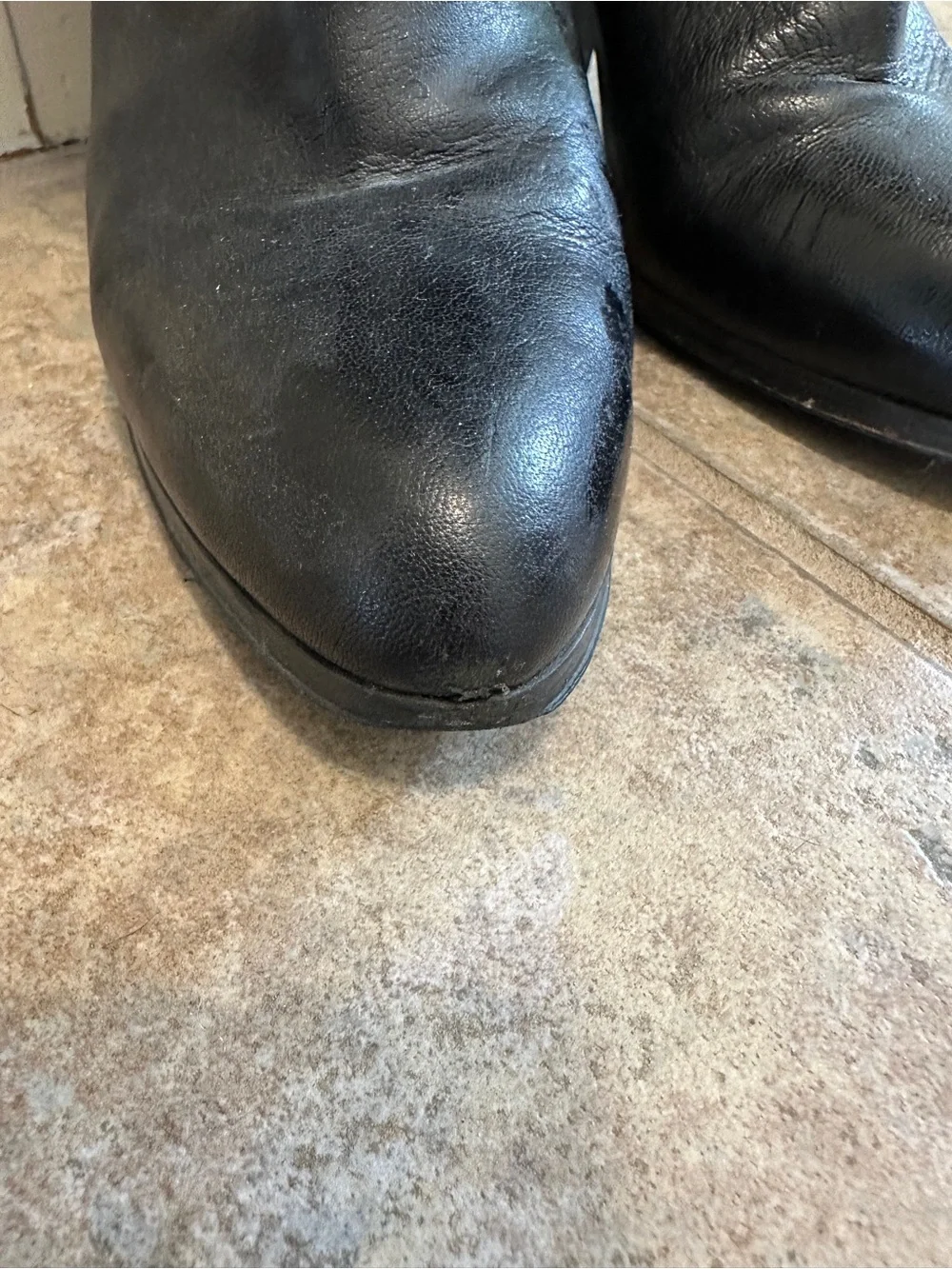 N/A stylish black