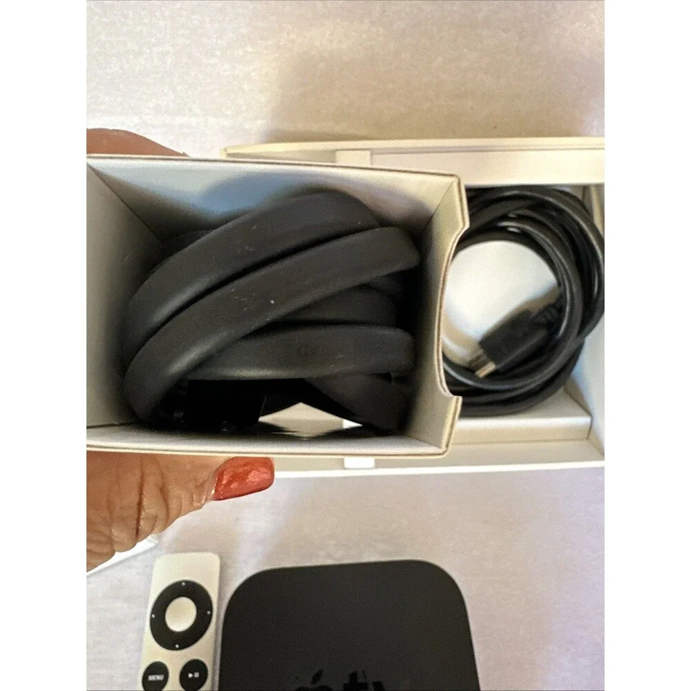 Apple see pictures