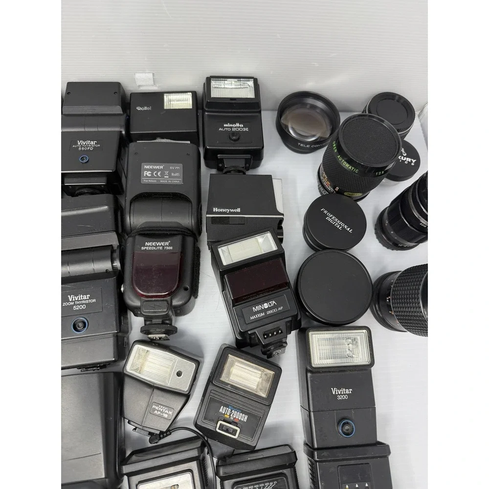 HUGE Camera Flash, Lens, And Body Lot. 21 Flashes, 3 Cameras, 8 Lens FOR PARTS