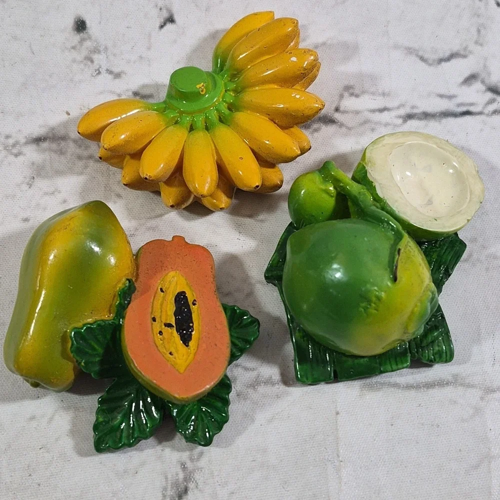 Vintage‎ Tropical Fruit Realistic Refrigerator Magnets Heavy Chunky Set Of 3
