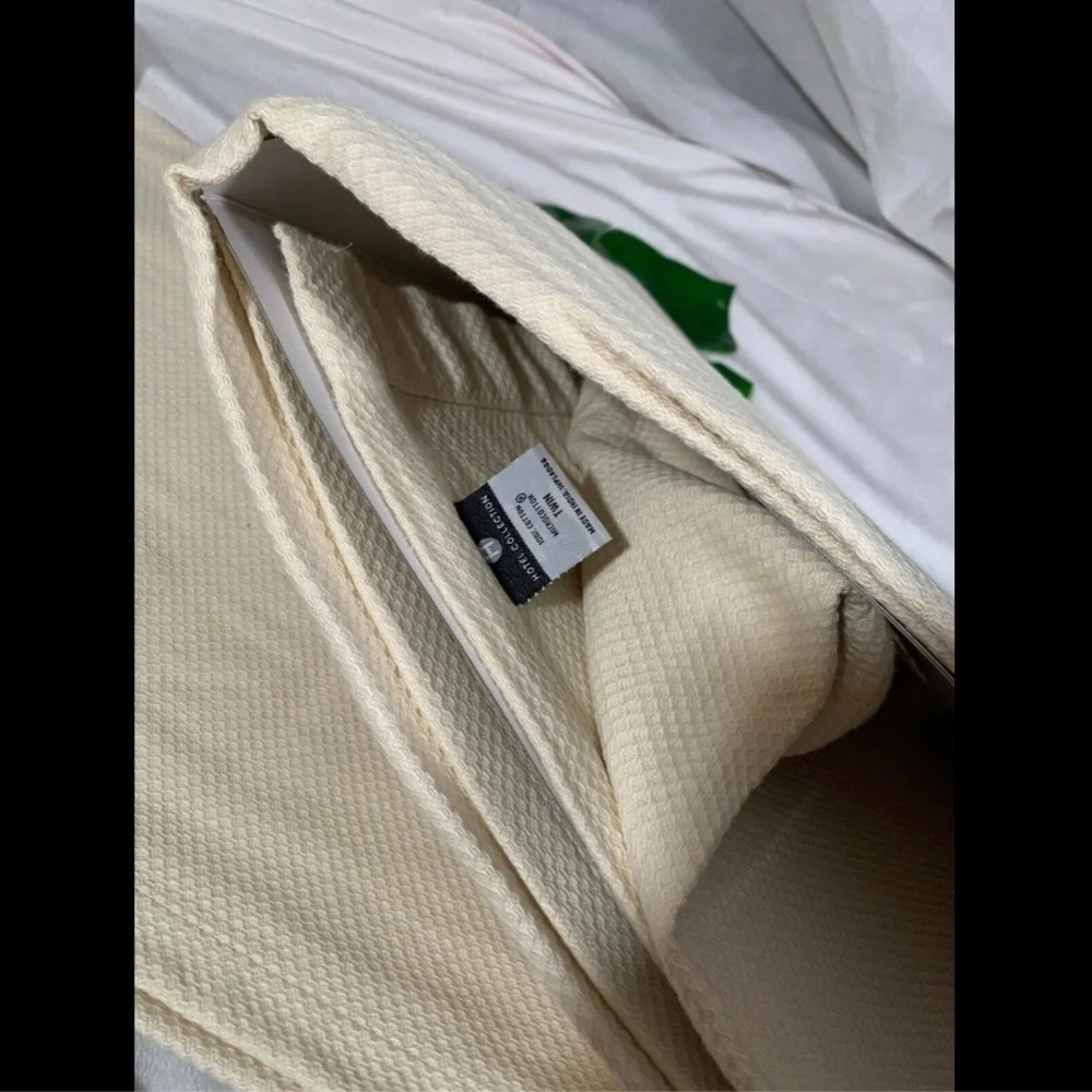 Hotel Collection nib $160
