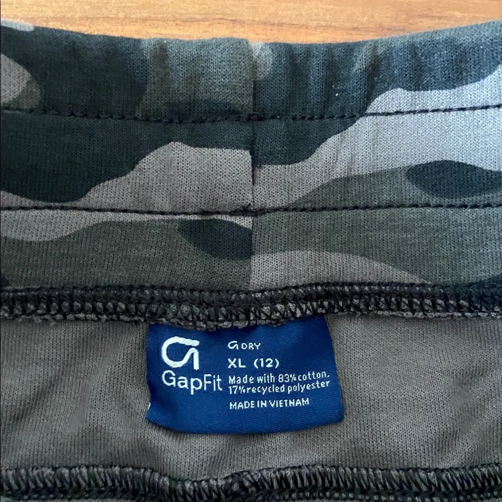 GAP fit boys