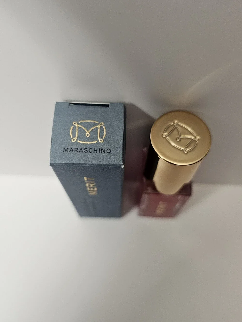 Merit shade slick
