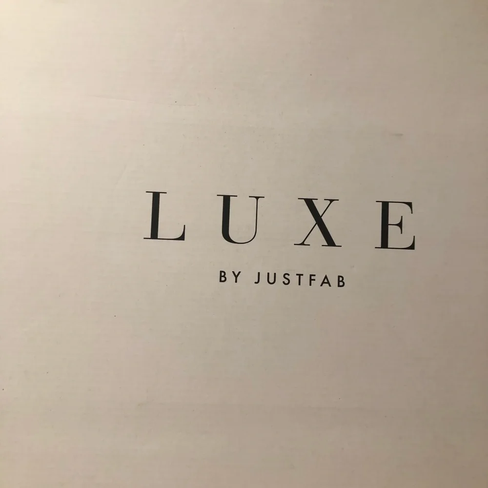 Luxe nwb black