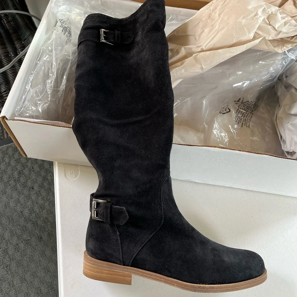 Garnet Hill Suede riding boots size 6.5