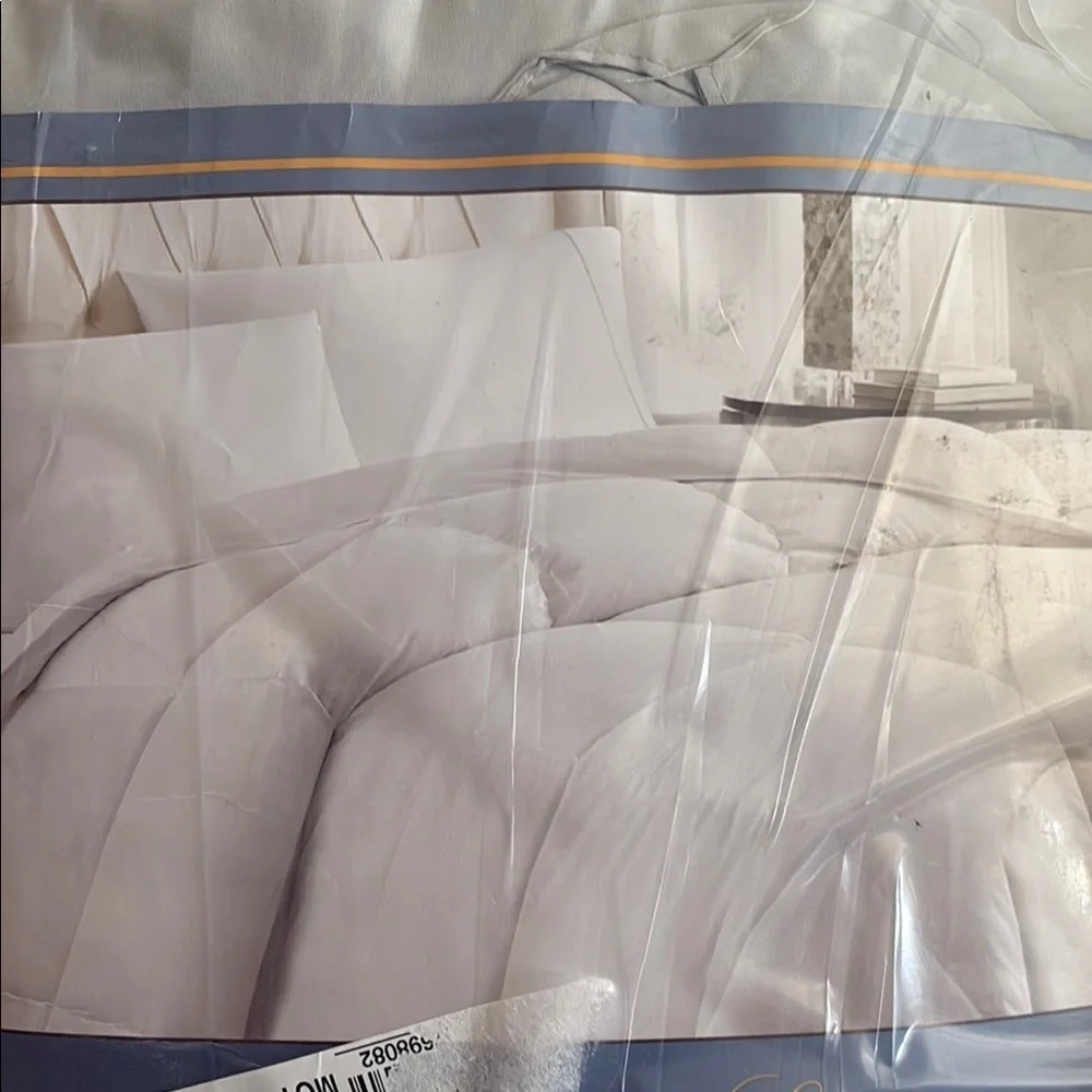 royal luxe elegant white