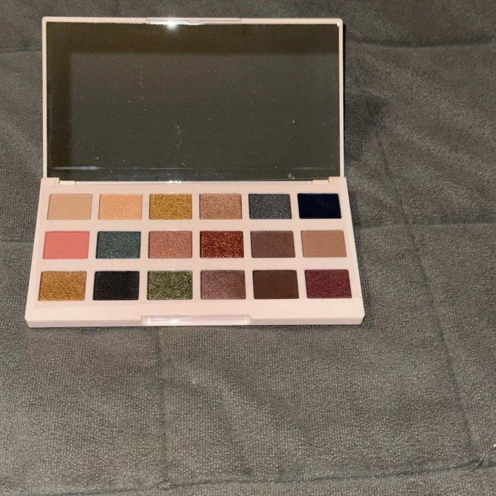 Eyeshadow ciate london