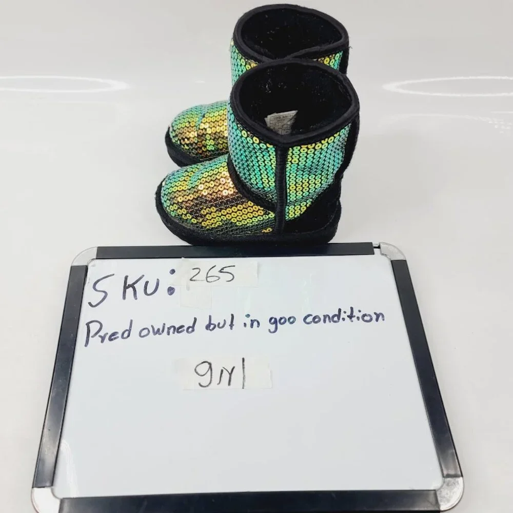 UGG girl multicolor
