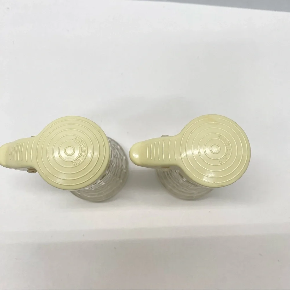Daniells vintage salt