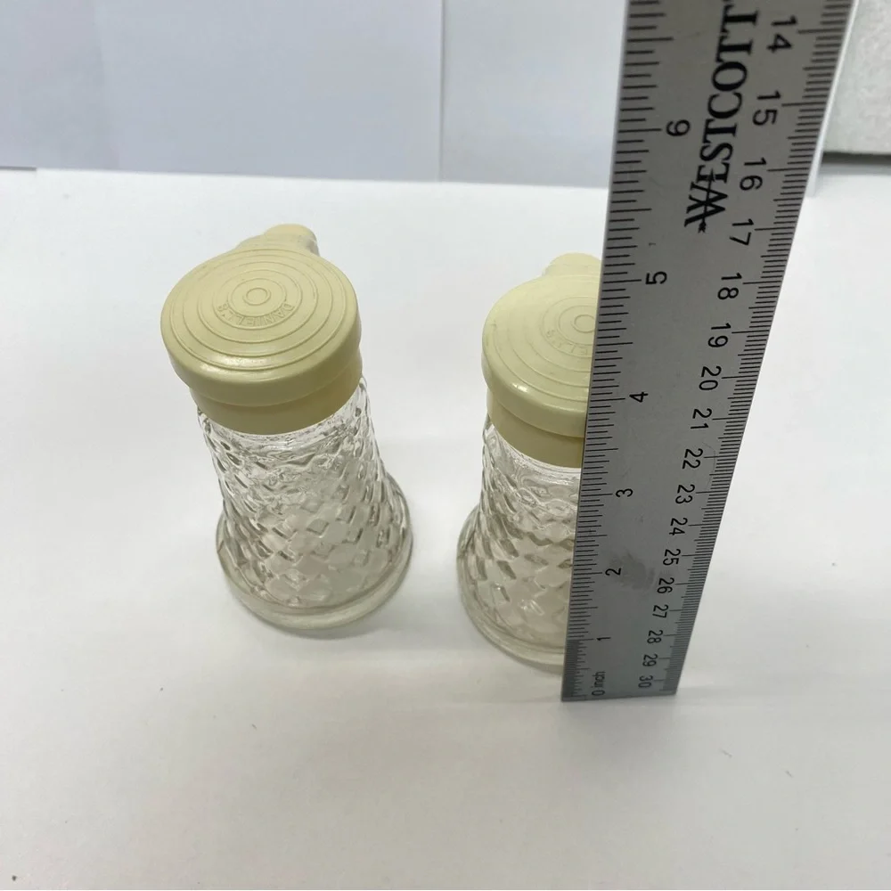 Daniells vintage salt