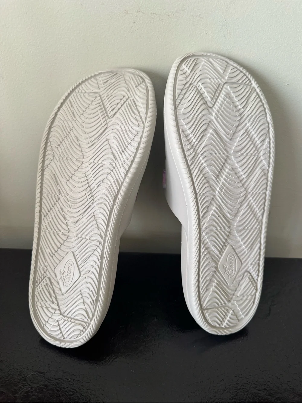 Chaco chillos slides