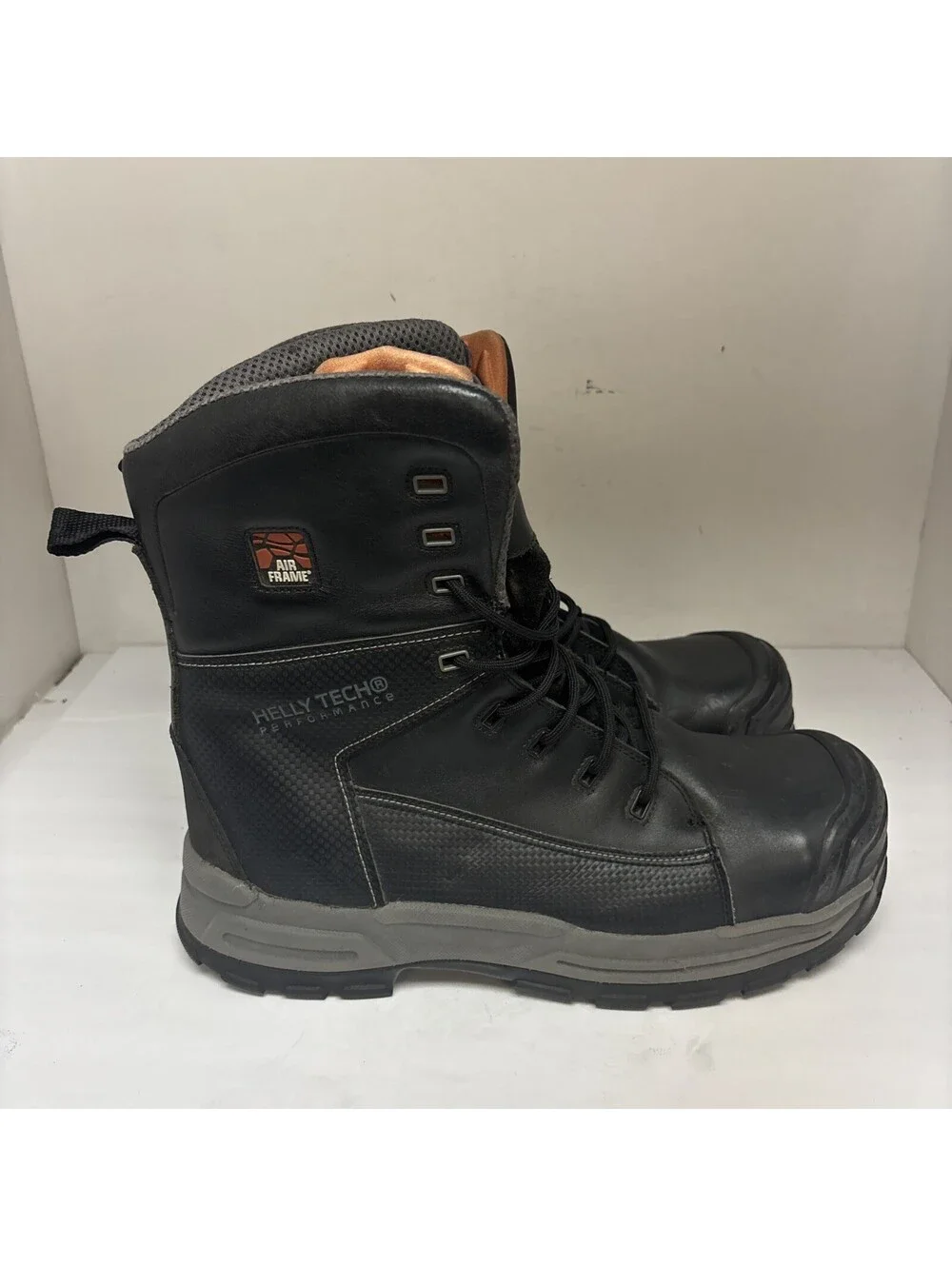 Helly Hansen used boots