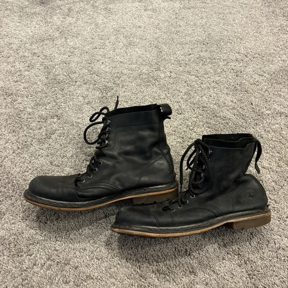 Dr. Martens wash items