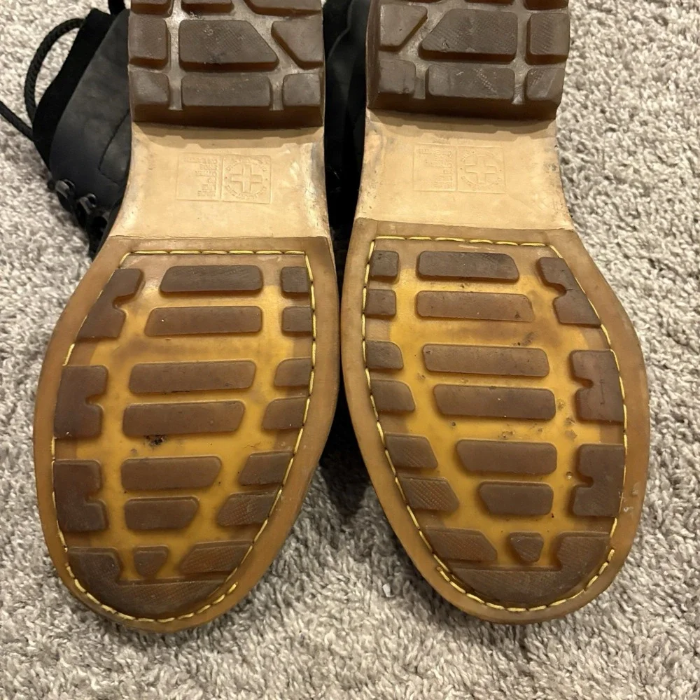Dr. Martens wash items