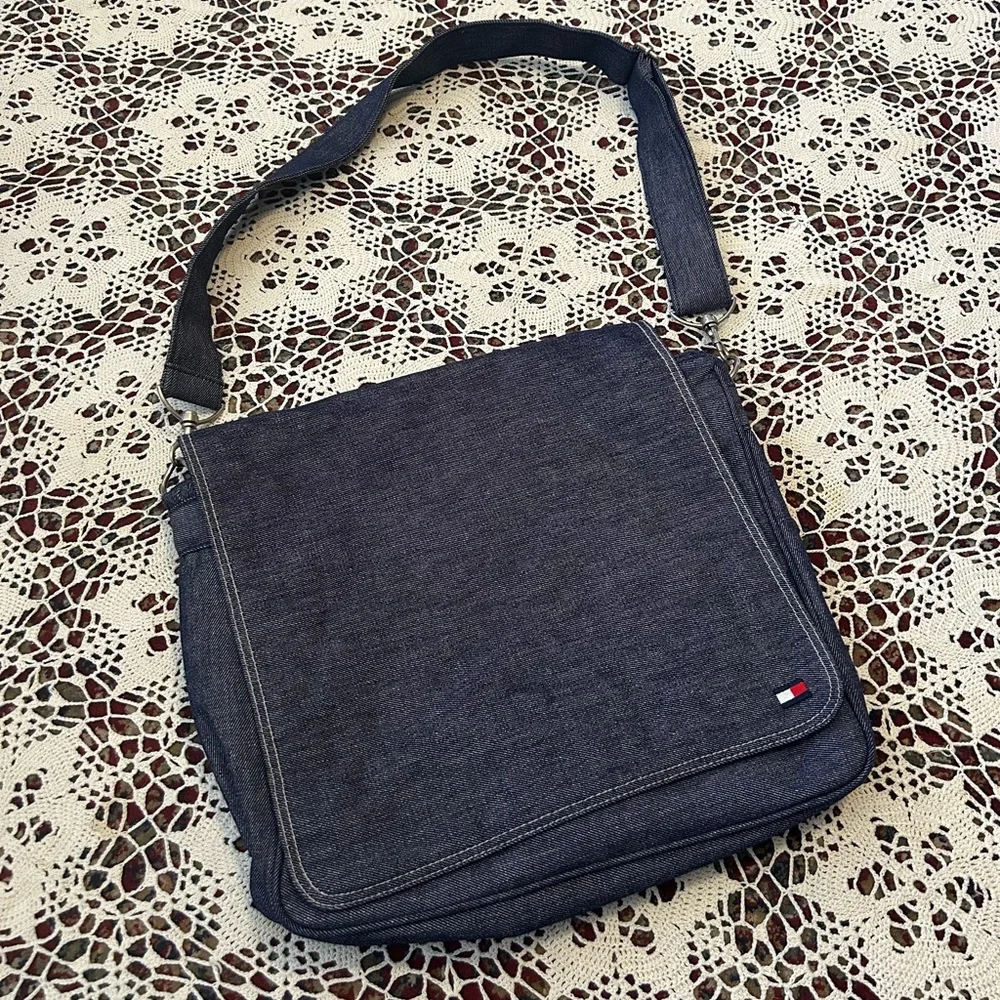 Tommy Hilfiger Dark Navy Crossbody Messenger Bag with Flag Accent