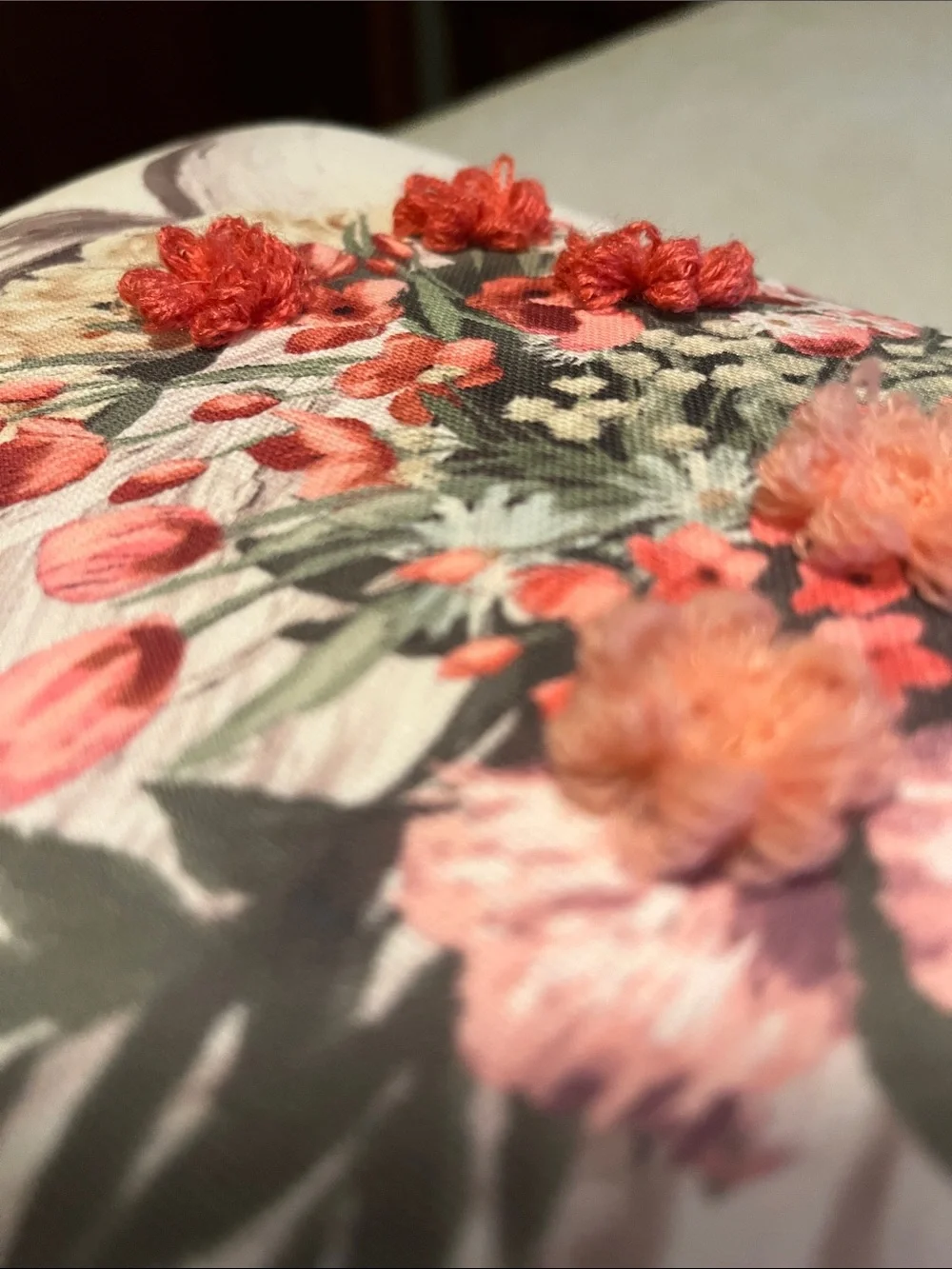 N/A decorative pillow
