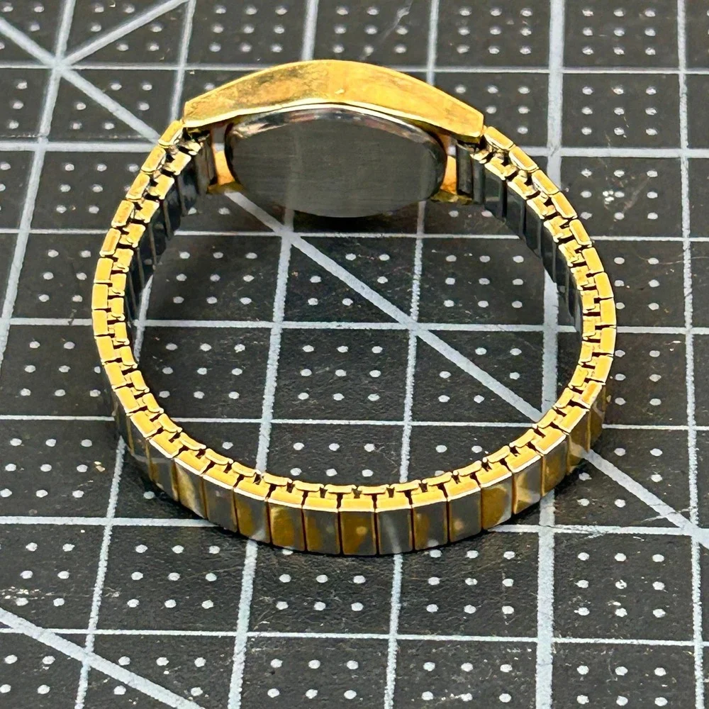 Armitron diamond quartz