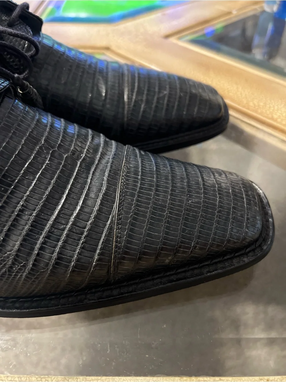 Mezlan sophisticated gray