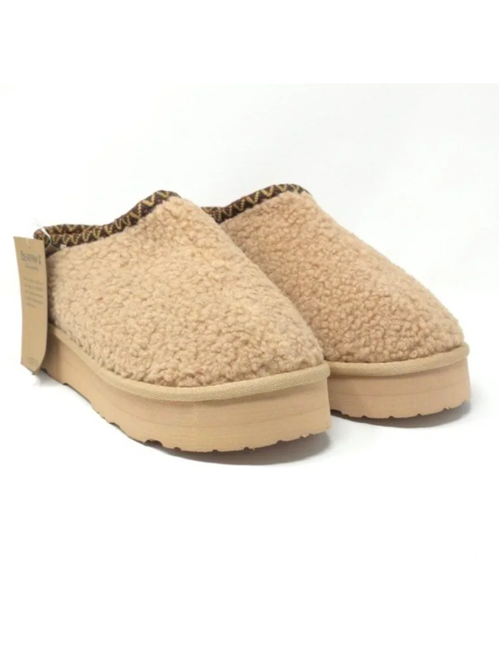 BearPaw neverwet™ footbed shipping