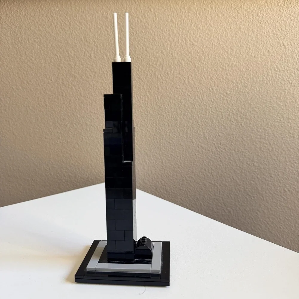 Lego compact dust included