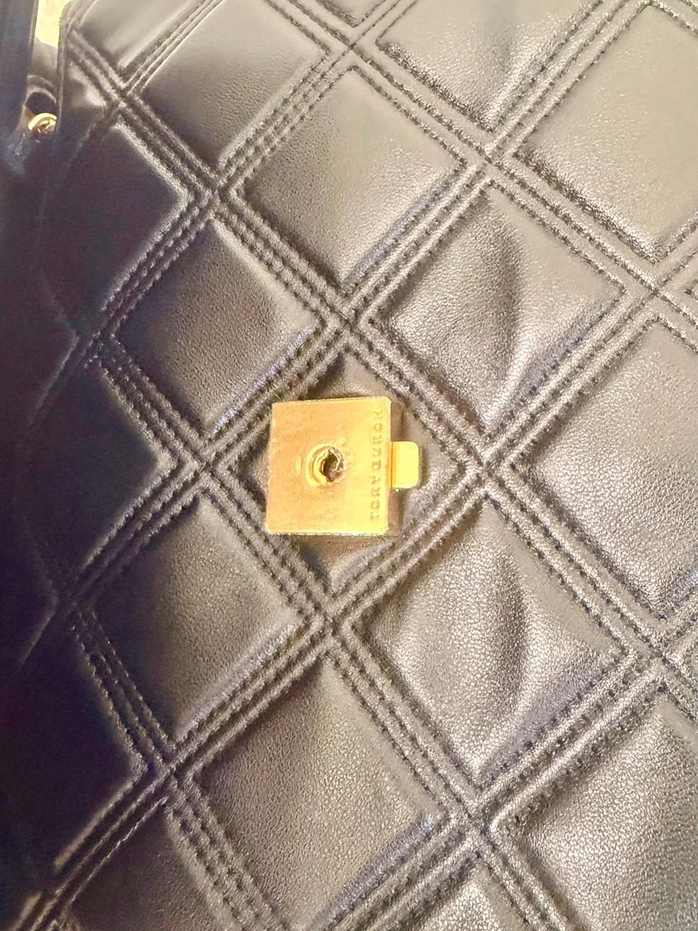 Tory Burch tory burch