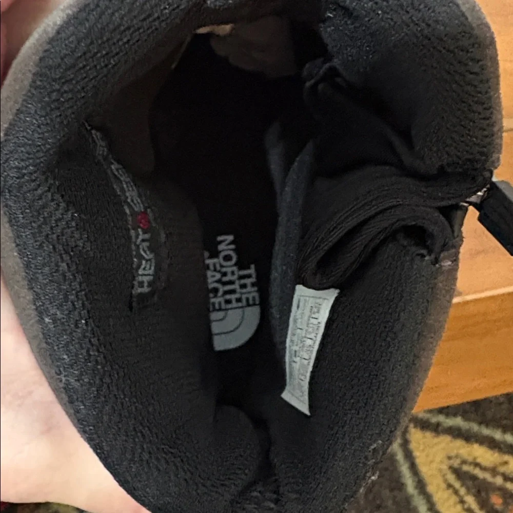 The North Face NWT Chilkat VZip Dark Brown and Black Snow Rain Boots Size 12.5