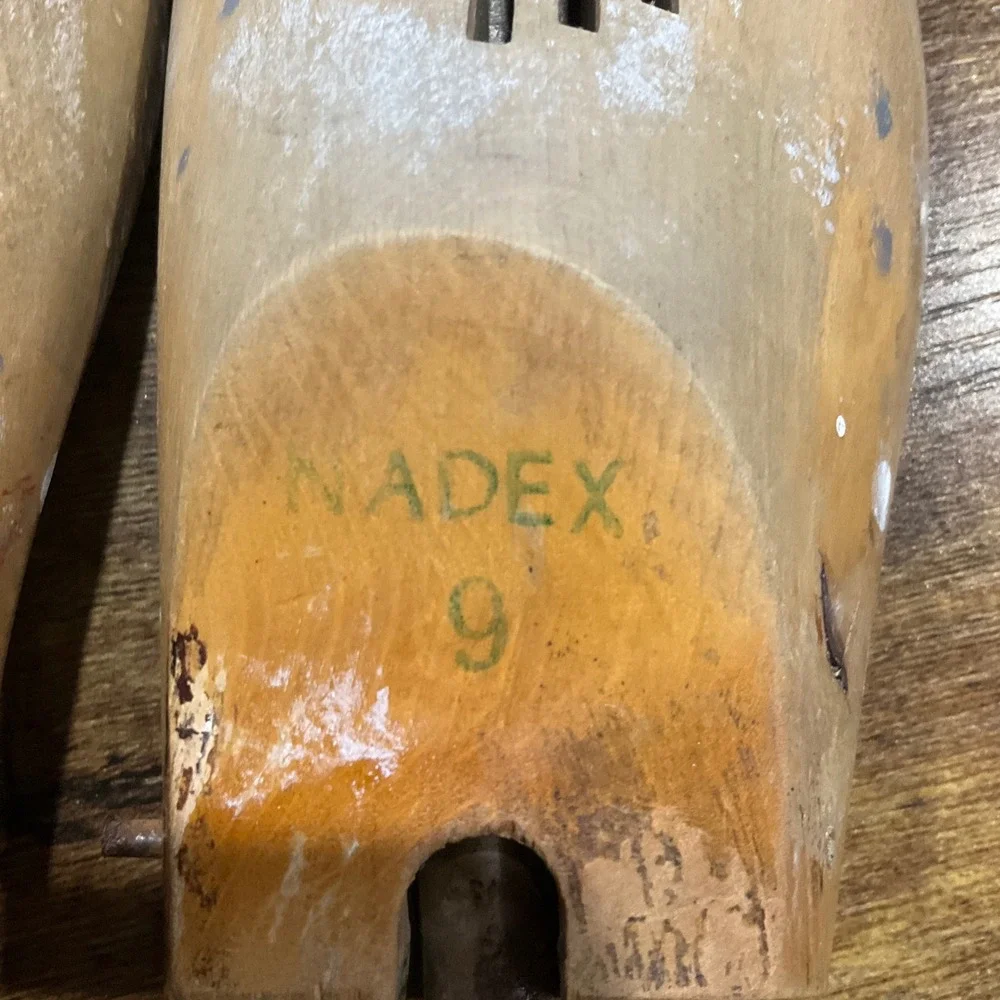 Nadex vintage wood