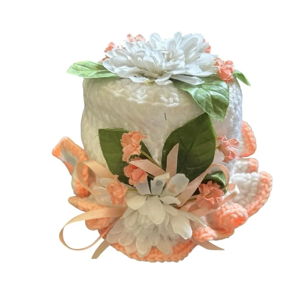 VTG Hand Knit Toilet Paper Cover White Peach Decorative Bathroom OS Retro