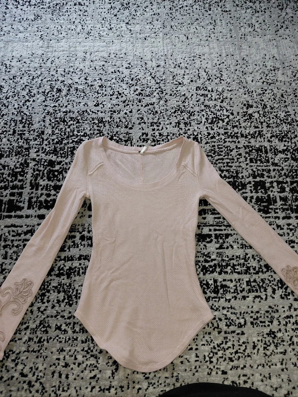 Free People Masquerade Cuff Thermal Top S Pink Embroidered Boho Y2K CC