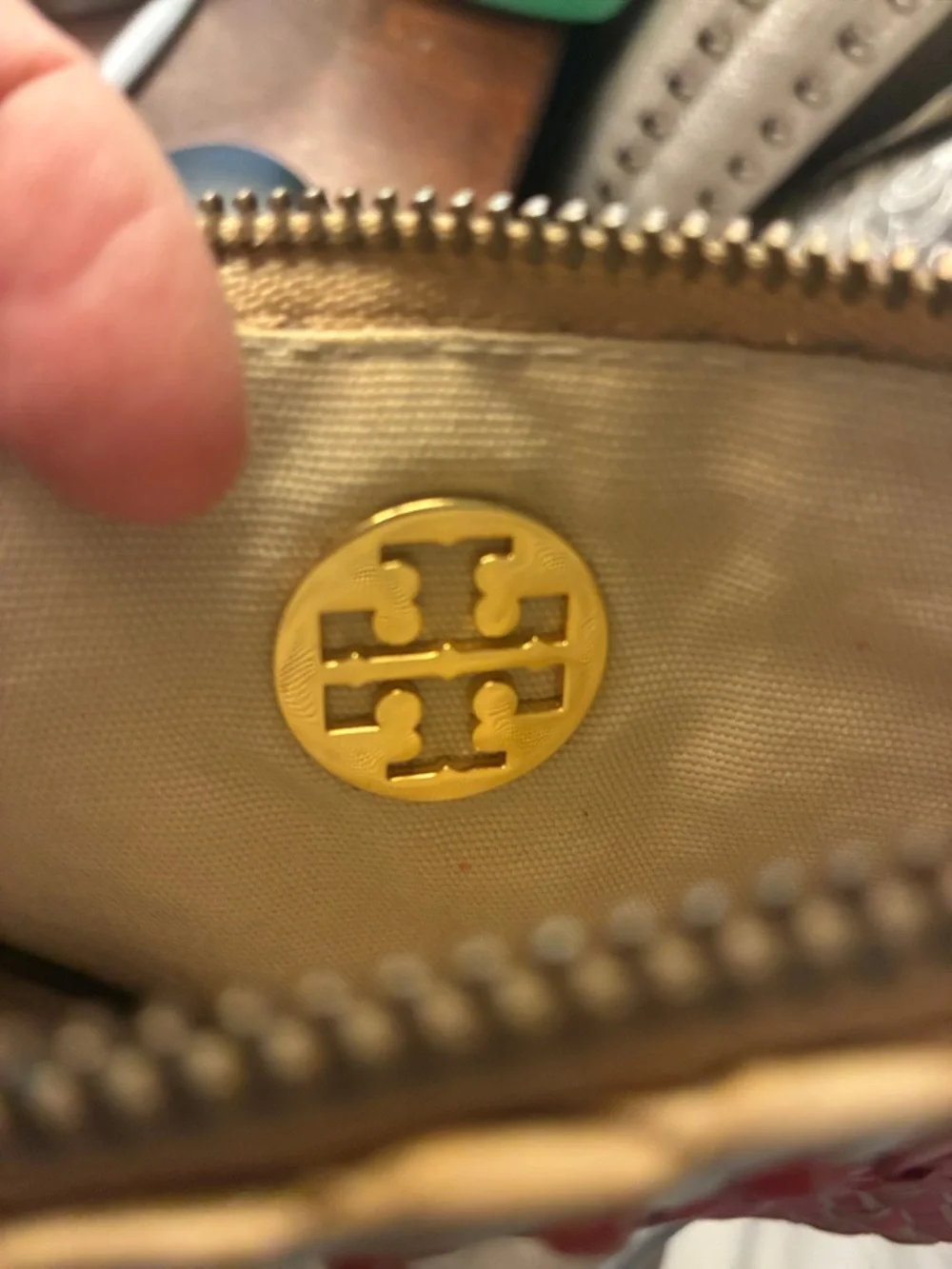 Tory Burch top wristlet visual