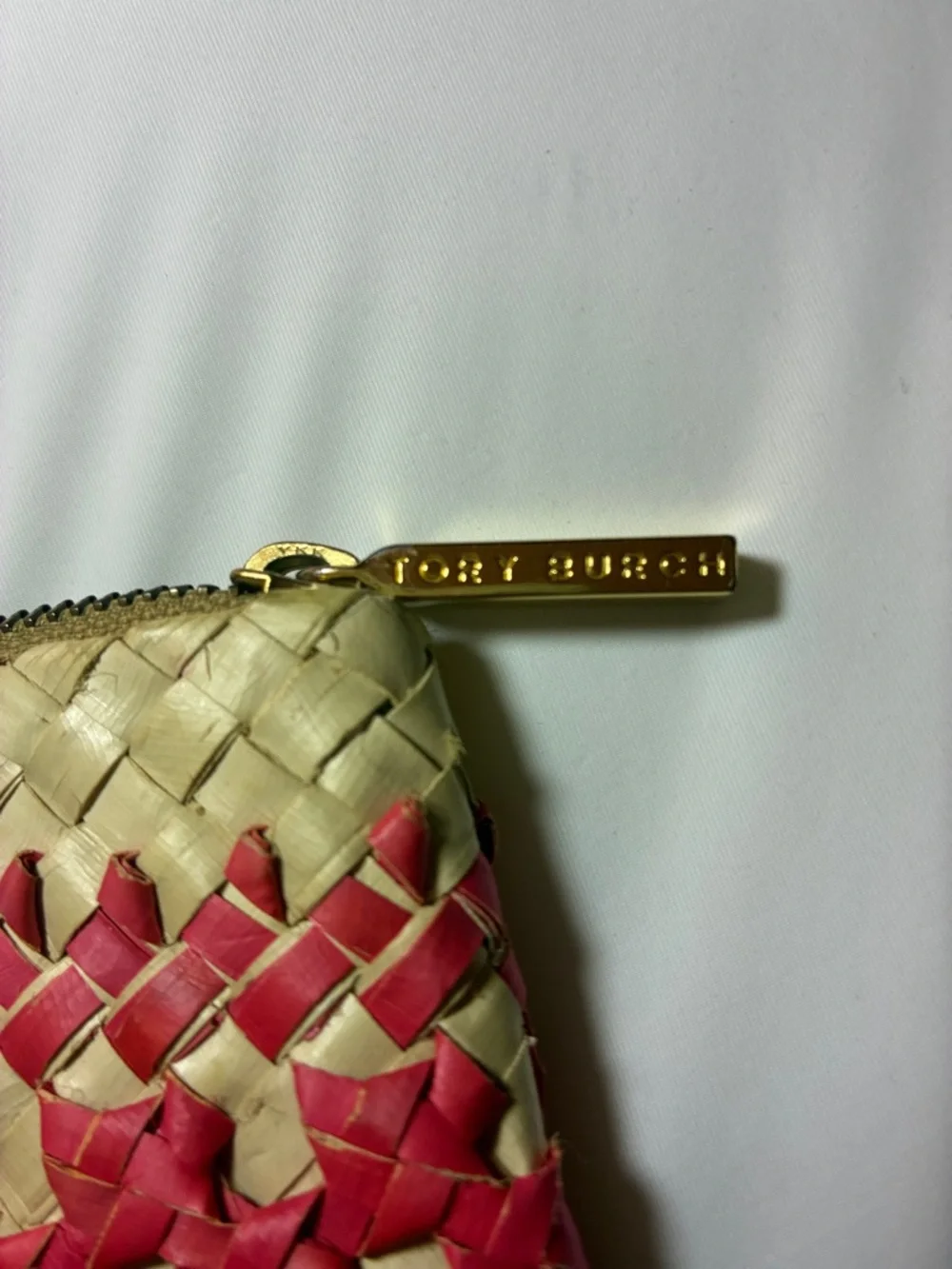 Tory Burch compact tory