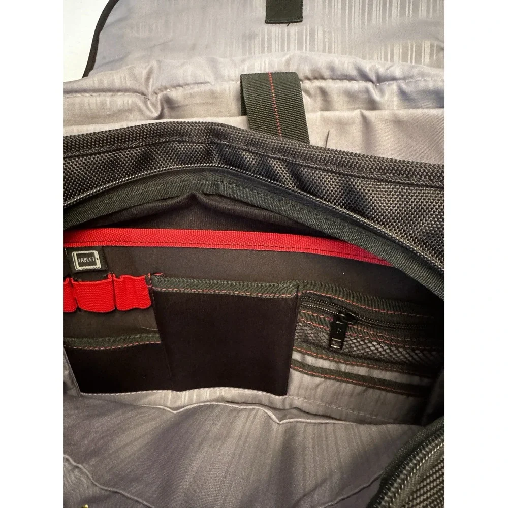 Samsonite Black Ballistic Nylon Messenger Laptop Bag‎ Tablet Travel Case