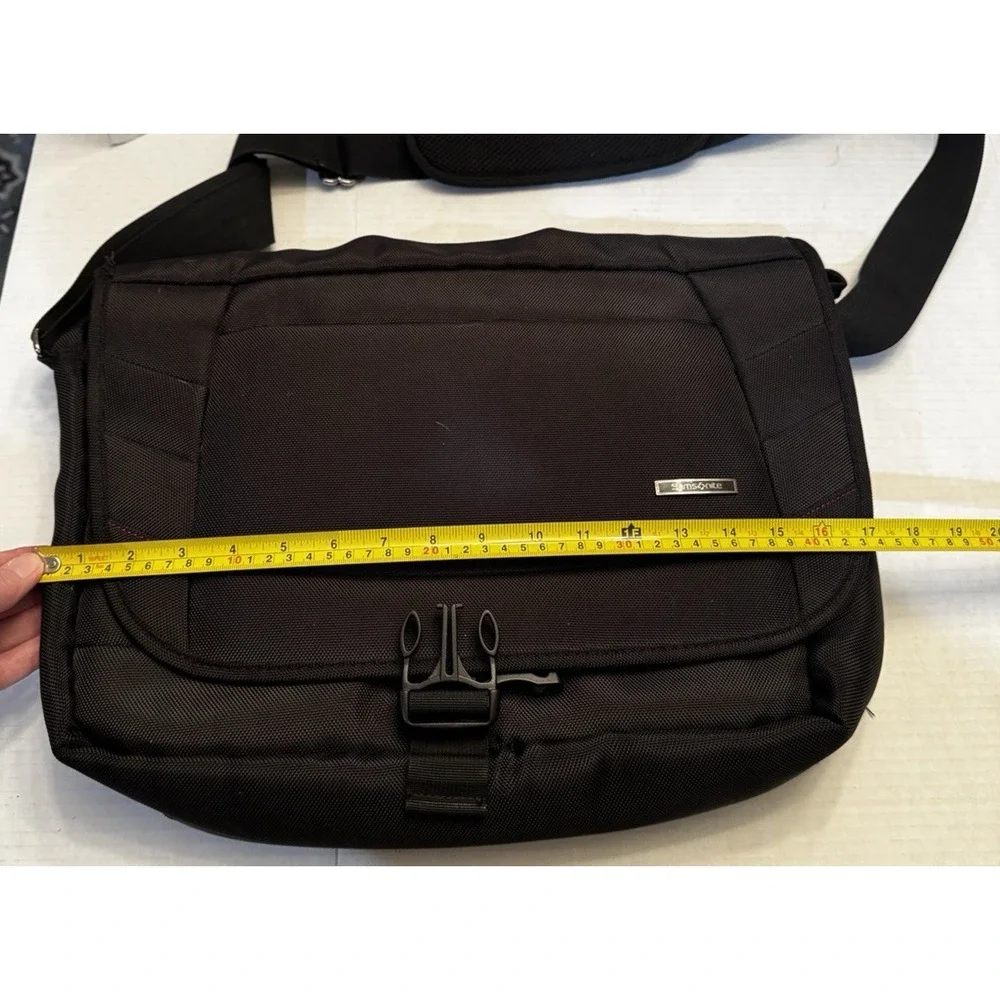 Samsonite Black Ballistic Nylon Messenger Laptop Bag‎ Tablet Travel Case