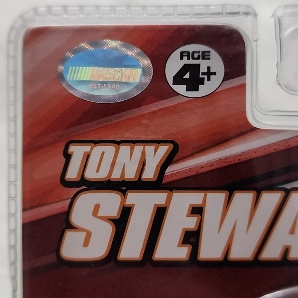 Tony Stewart with Helmet #20 1:64 Scale Stock Car 2007 The Home Depot