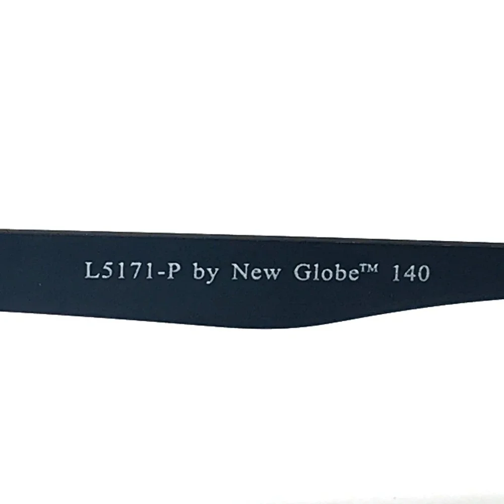 New Globe brand new