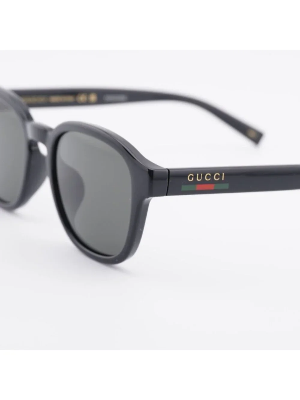 Gucci GG2109SK 001 Sunglasses Black Square Frame, Grey Lenses