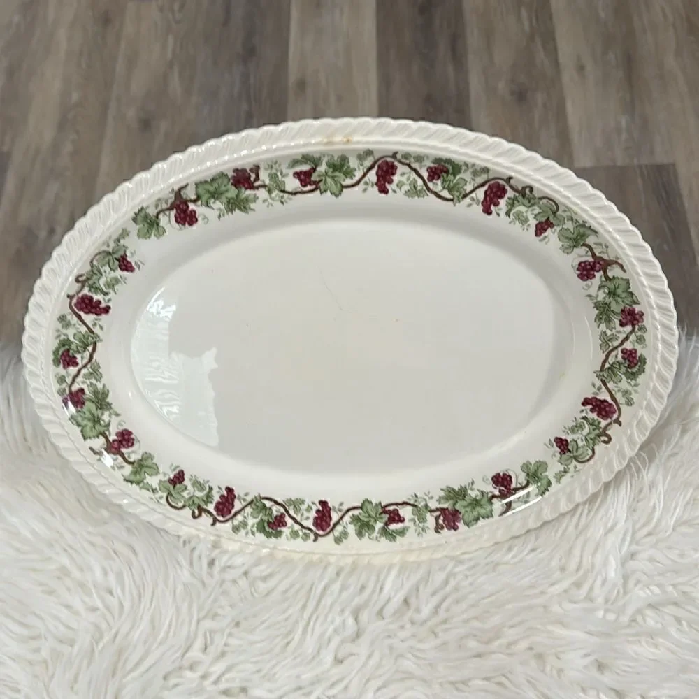 HARKER OLDEST POTTERY BARN ROYAL GADROON VINTAGE PLATES