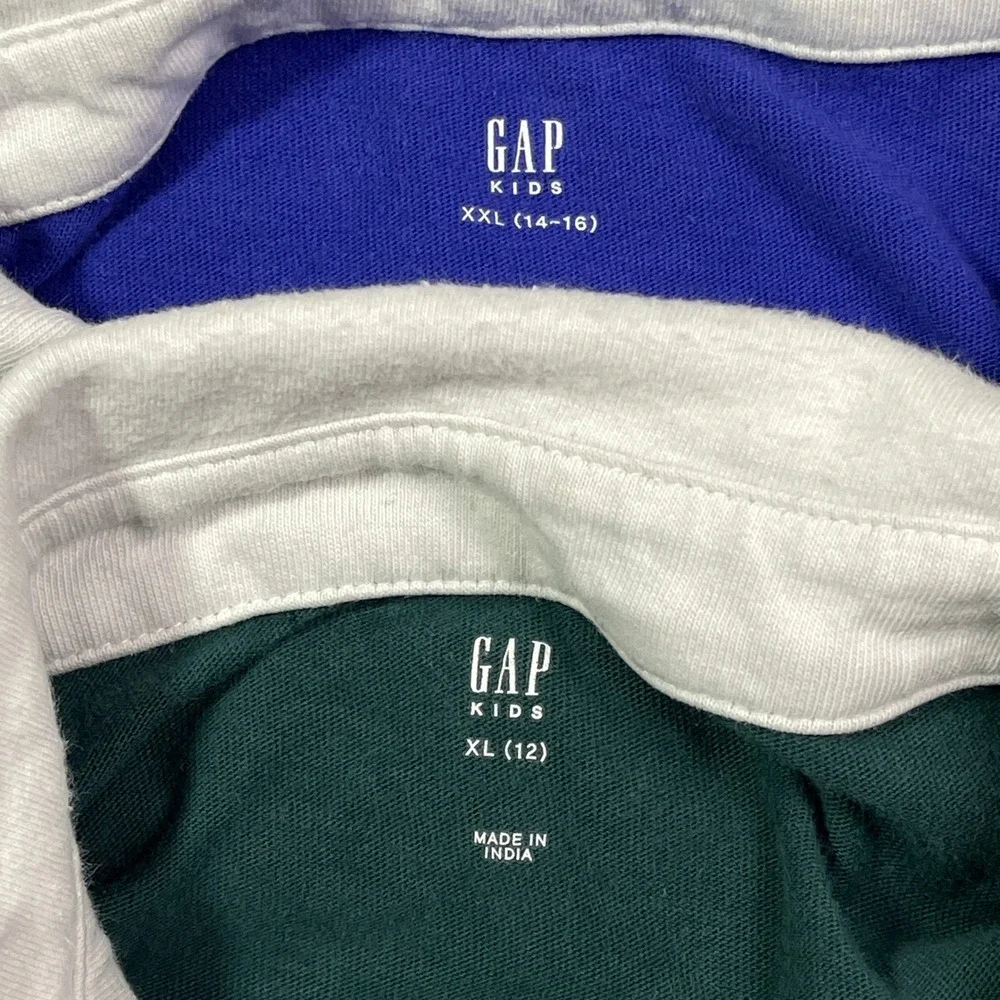GAP striking pair