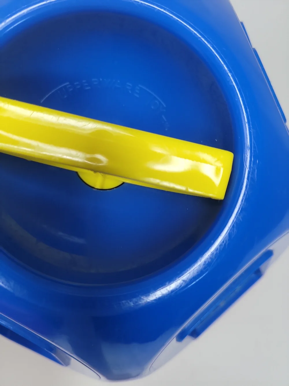 Tupperware colorful shape