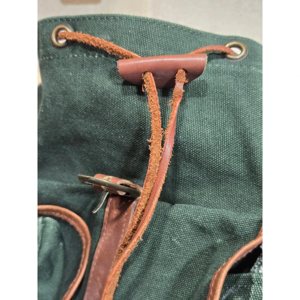 N/A structured canvas