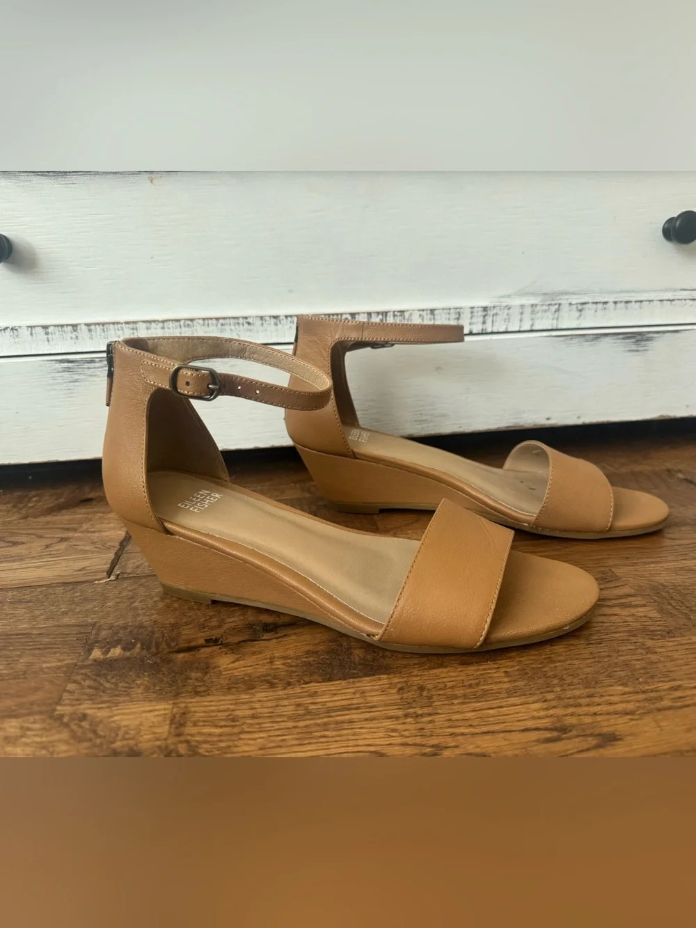 Eileen FIsher Mara Tumbled Leather Wedge Sandal Honey Women's Size‎ 8.5