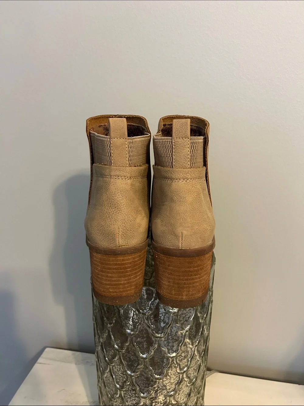 Kork-Ease wraparound elastic