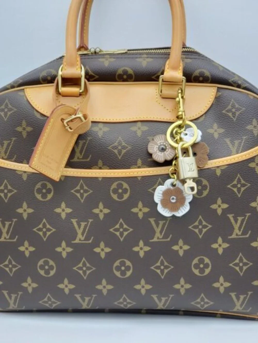 Louis Vuitton add touch