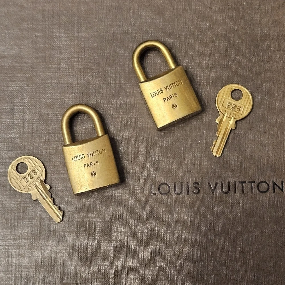 Louis Vuitton louis vuitton