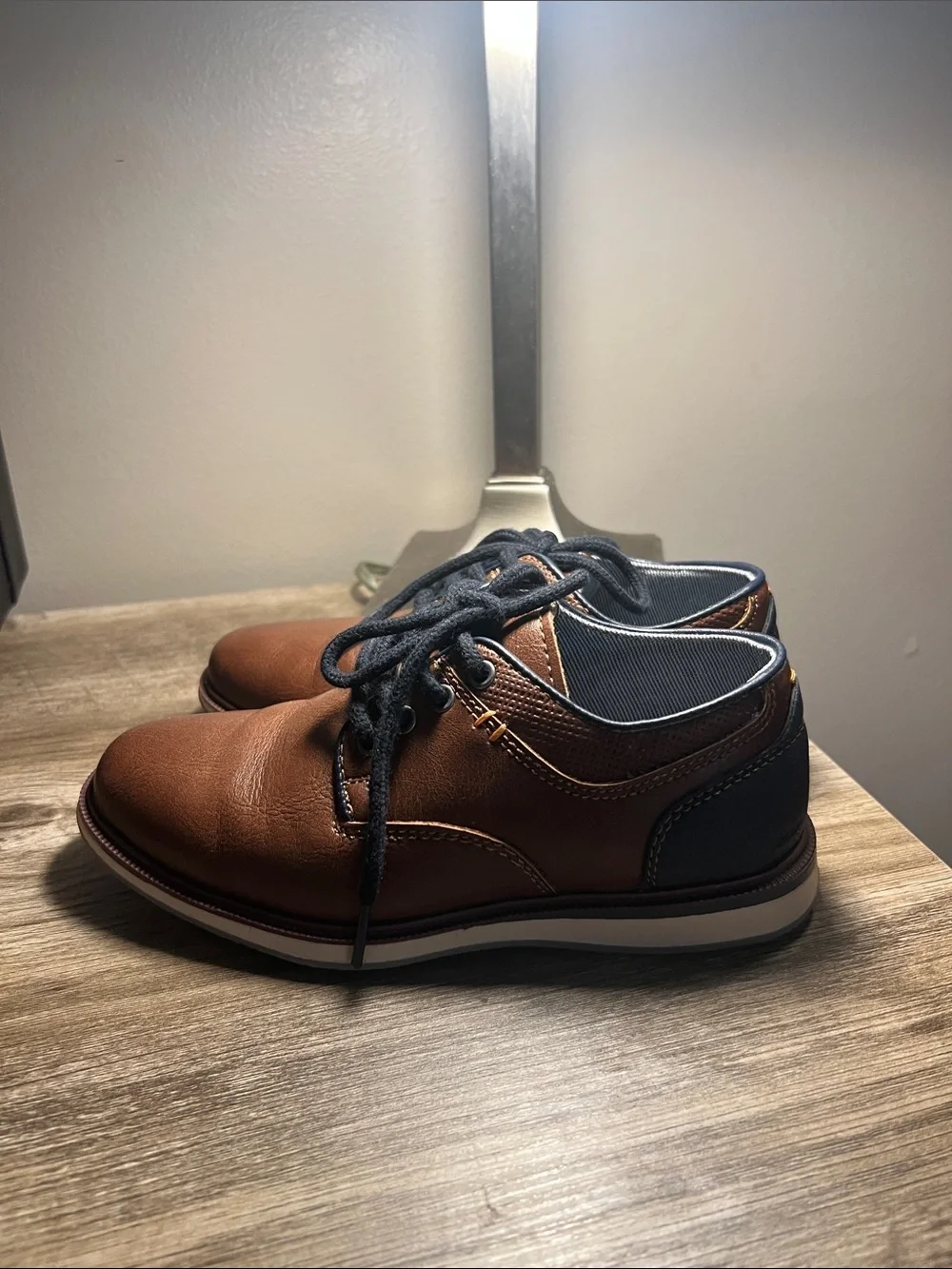 Sonoma Brown Kids Dress Shoe with Black Laces stock (15)