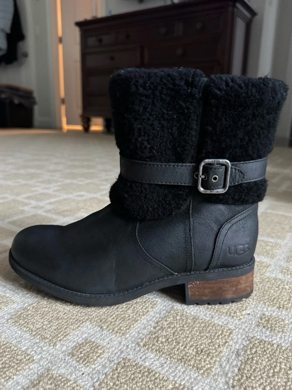 UGG blayre ii