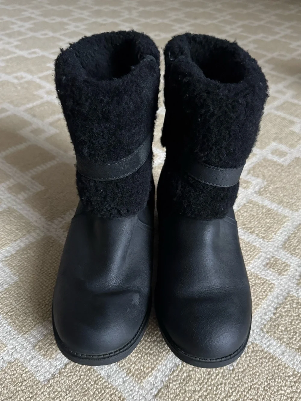 UGG blayre ii