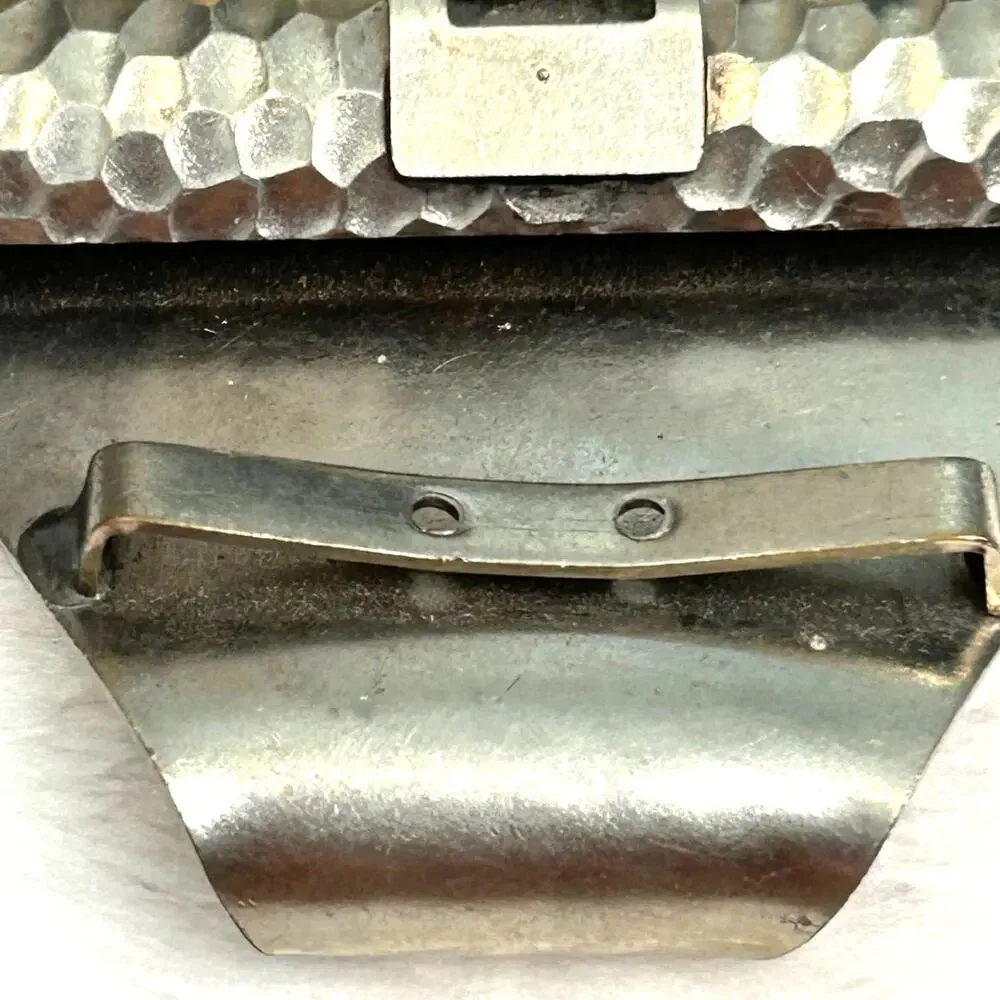 Unbranded vintage hammered