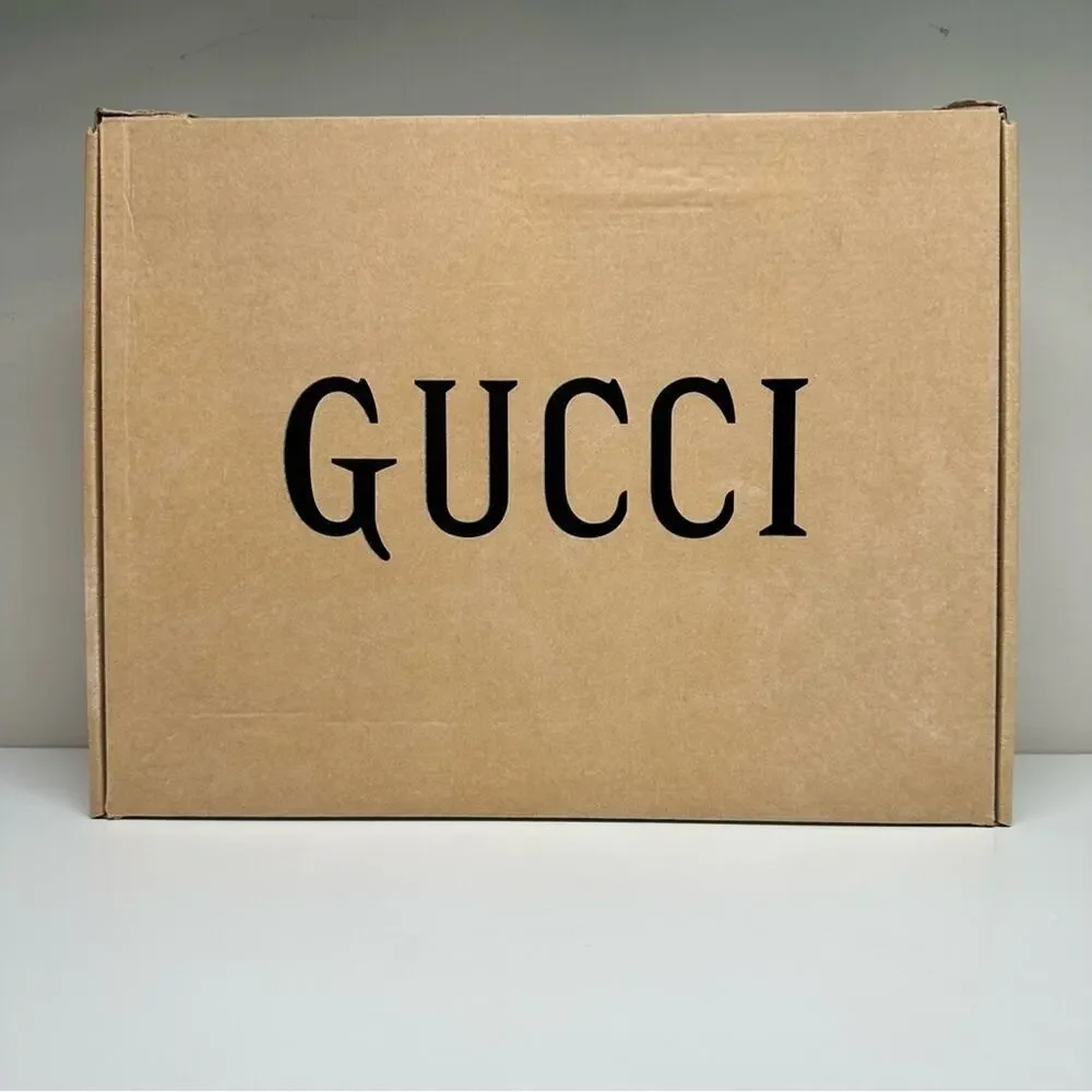 Gucci preowned this
